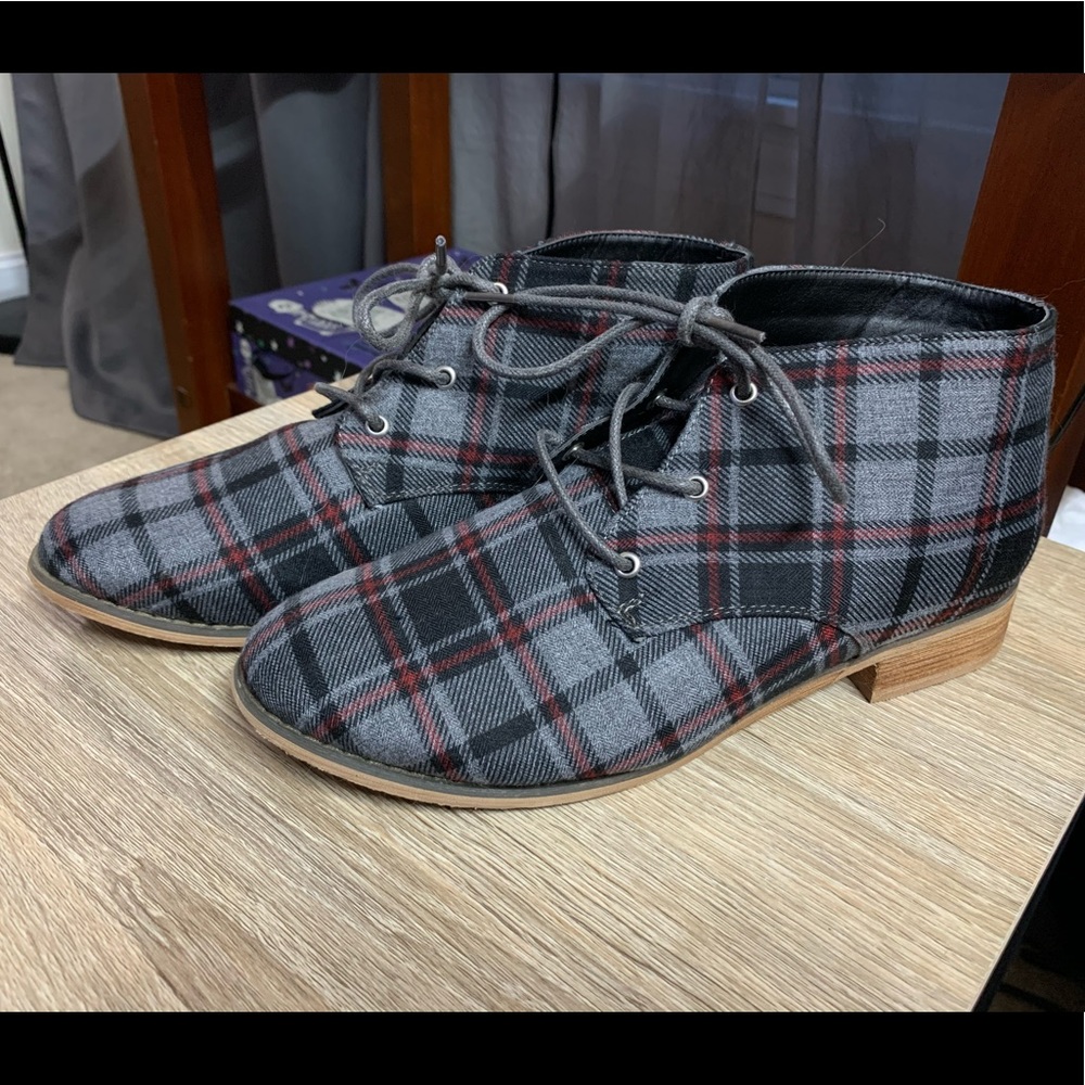 Plaid booties for Fall size 8.5